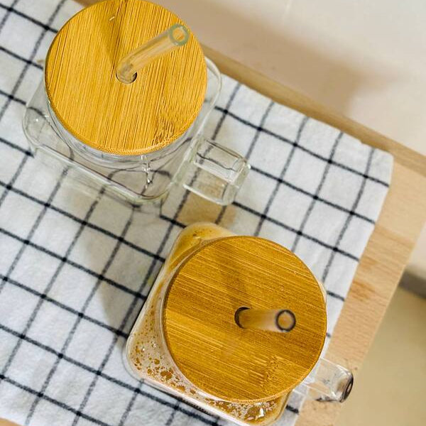 Square Glass Mug with Lid Straw - 550 ML