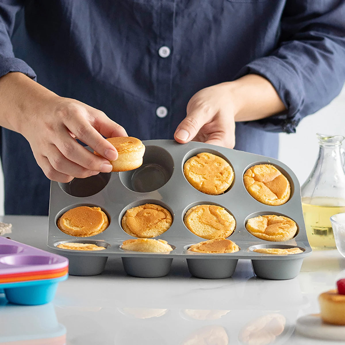 12-Hole Silicone Cake Mold
