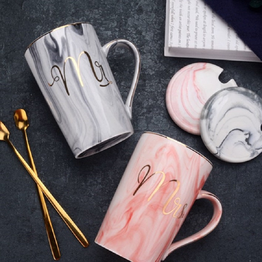 Mr. and Mrs. Couple Gift Mug Set
