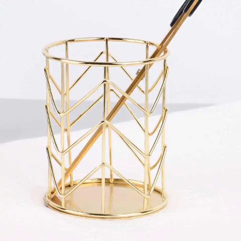Hollow Out Makeup Brush Holder, Pen Pencil Stationary Holder, Lipstick Brush Pen Holder Organizer, Wrought Iron Pen Storage, Dressing Table Holder Case, Nordic Iron Cylindrical Cosmetics Makeup Brushes Storage Organizer