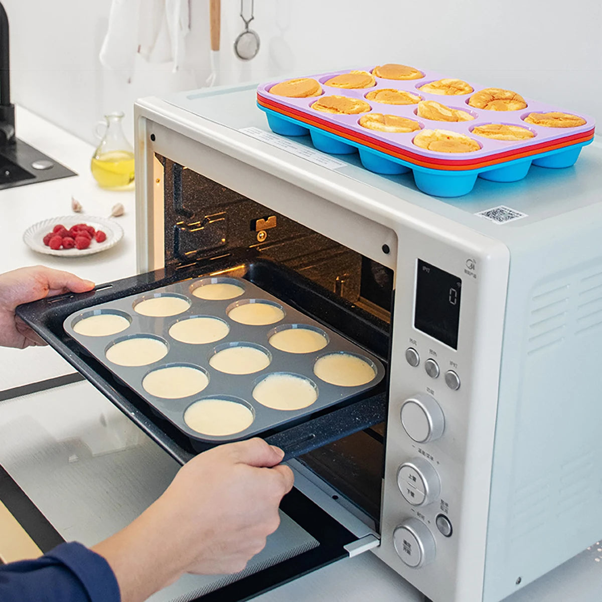 12-Hole Silicone Cake Mold
